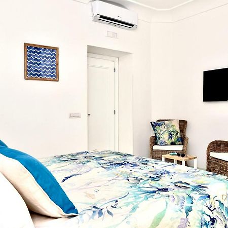Gema Suites Positano Bagian luar foto