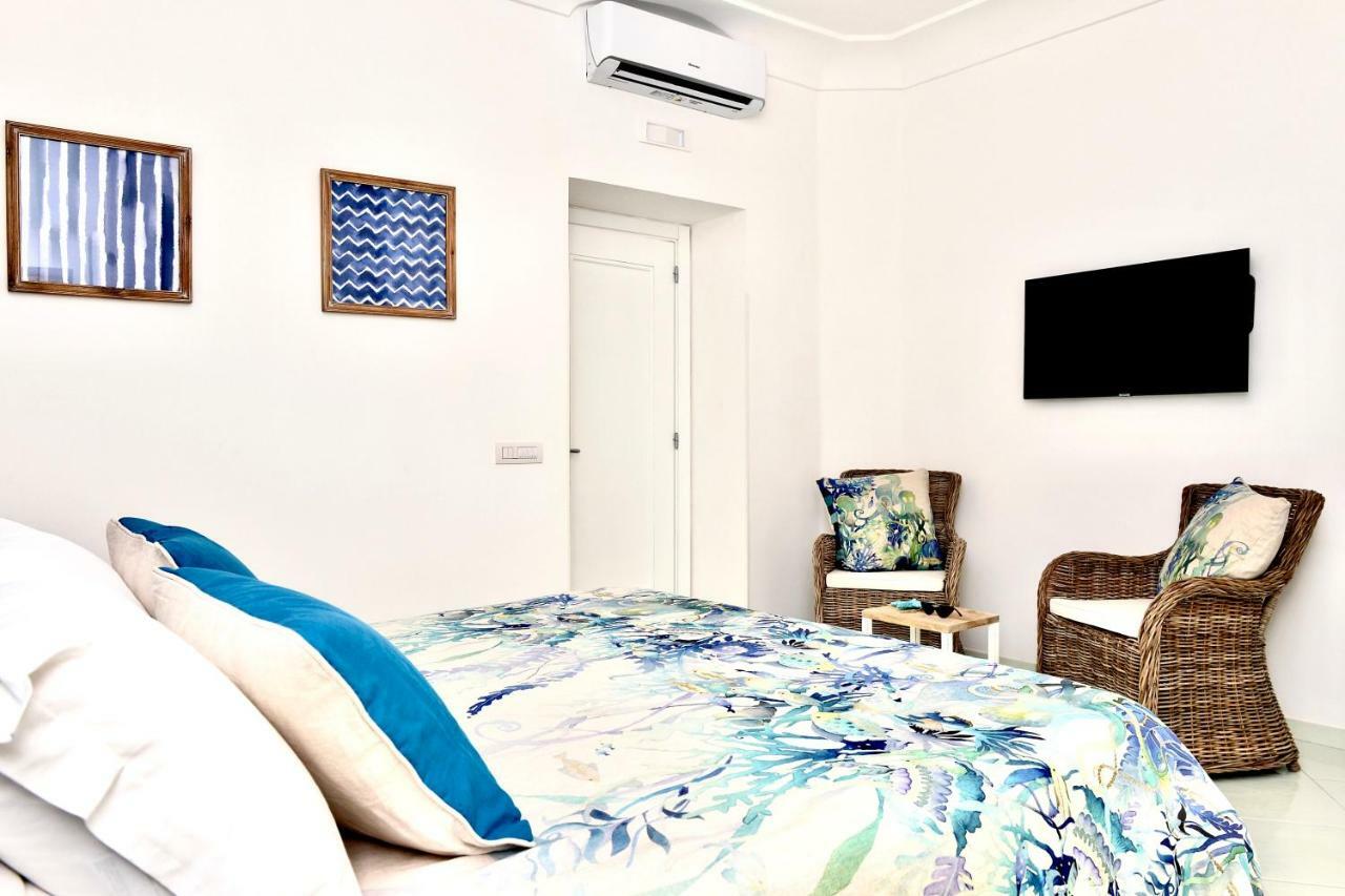 Gema Suites Positano Bagian luar foto