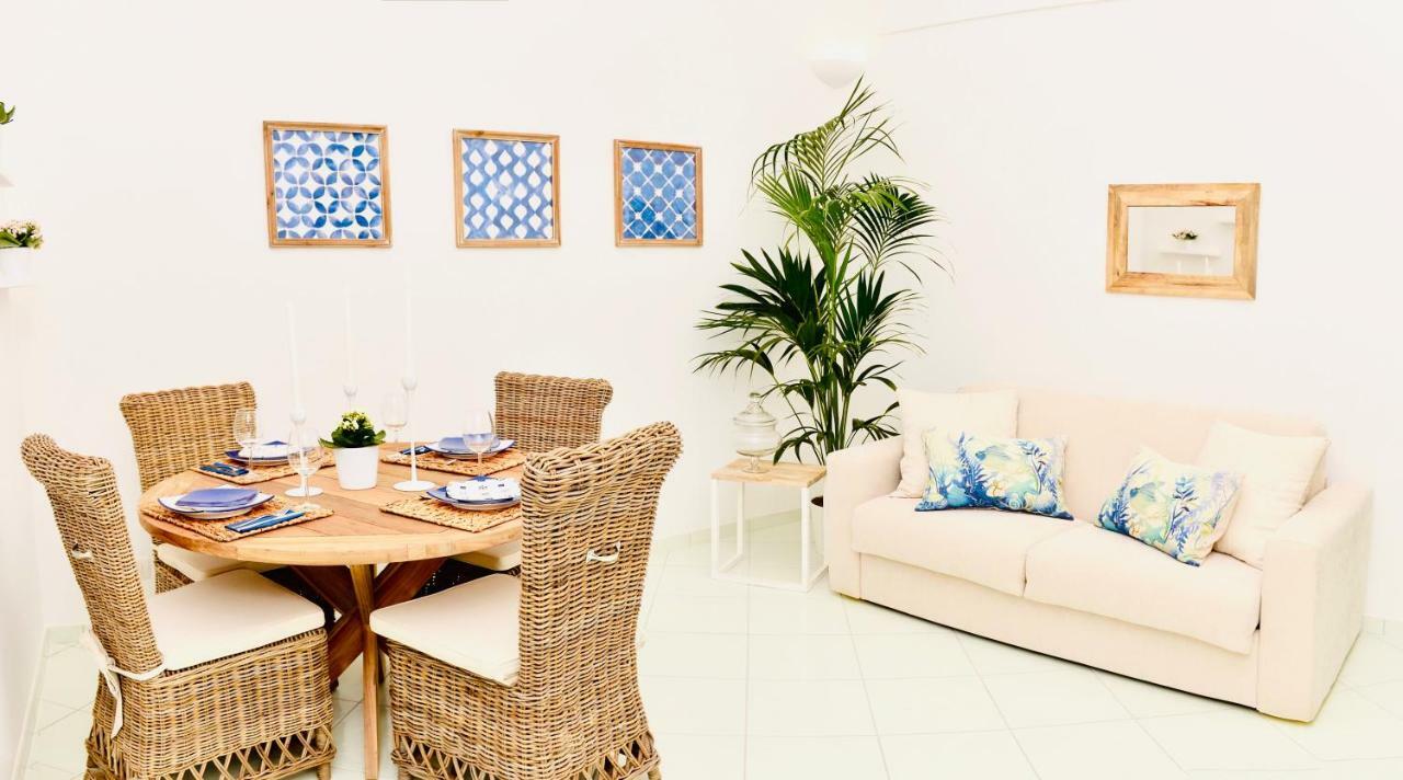 Gema Suites Positano Bagian luar foto