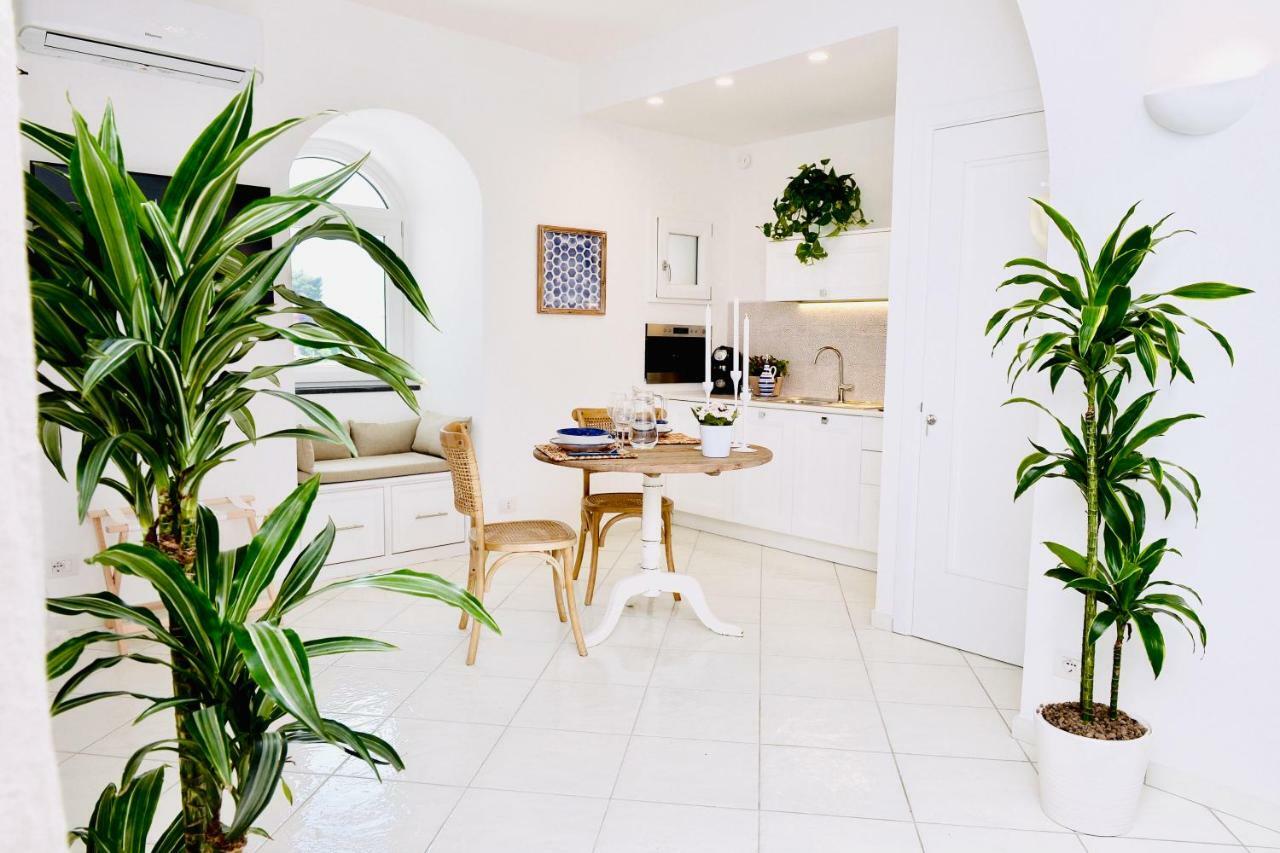 Gema Suites Positano Bagian luar foto
