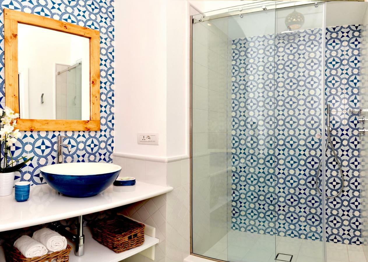 Gema Suites Positano Bagian luar foto